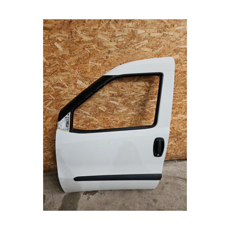 Porte Avant Gauche Opel Combo D (1)