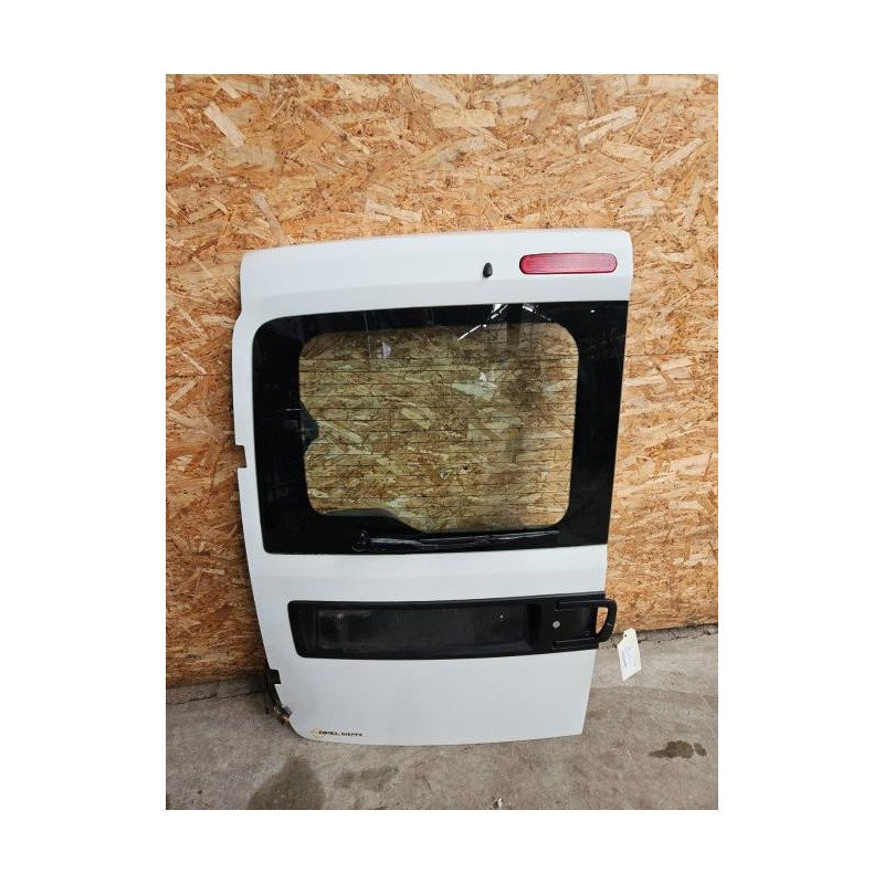 Porte De Coffre Gauche Opel Combo D (1)