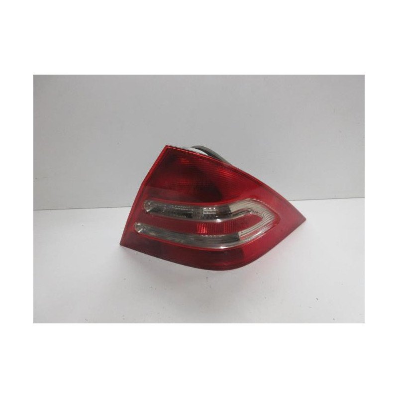 Feu Arriere Principal Droit (feux) Mercedes Classe C 203 Phase 1 (1)