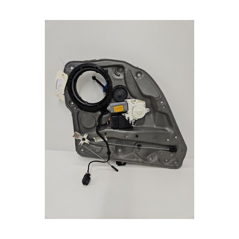 Leve Vitre Electrique Arriere Gauche Volkswagen Golf 4 Break (1)