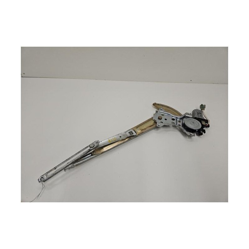 Leve Vitre Electrique Avant Gauche Daihatsu Terios 1 (1)