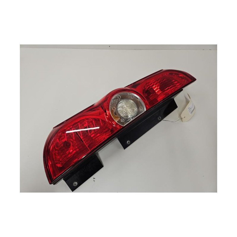 Feu Arriere Principal Droit (feux) Opel Combo D (1)
