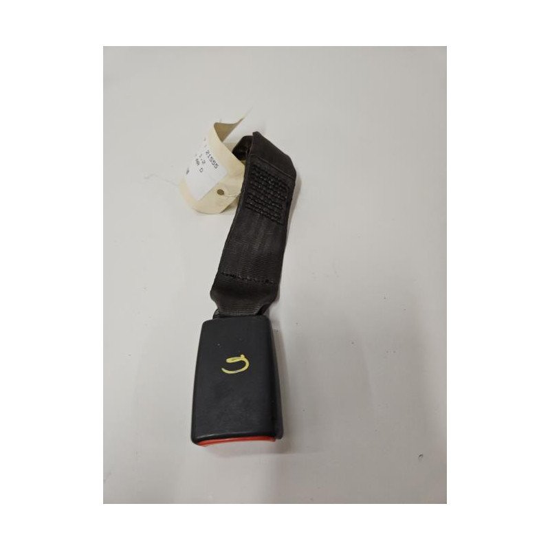 Attache Ceinture Arriere Droit Fiat Punto 2 Phase 2 (1)