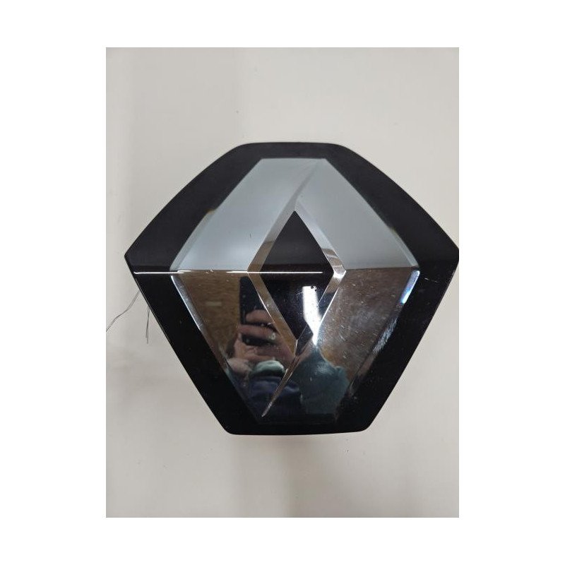 Sigle De Calandre Renault Megane 4 Phase 2 (1)