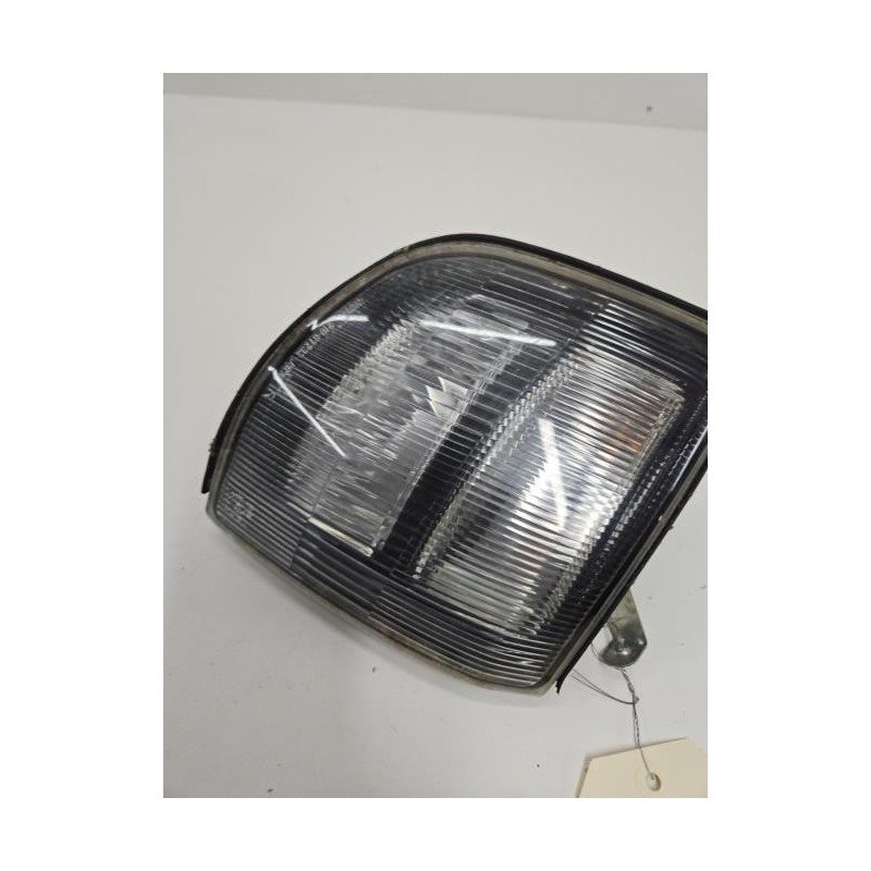 Optique Avant Secondaire Droit (feux)(clignotant) Mitsubishi Pajero 2 Phase 2 (1)