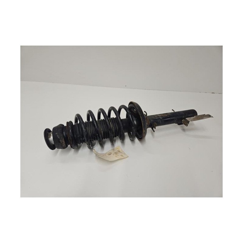 Amortisseur Avant Gauche Volkswagen Golf 4 (1)