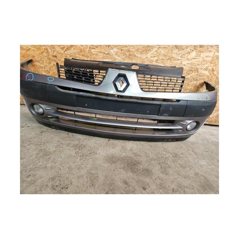 Pare Choc Avant Renault Clio 2 Phase 2 (1)