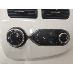 Facade Autoradio Renault Zoe 1 (2)