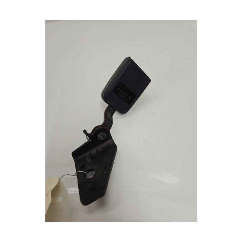 Attache Ceinture Arriere Droit Peugeot 407 Phase 1 Break (1)