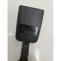 Attache Ceinture Arriere Droit Peugeot 407 Phase 1 Break (2)