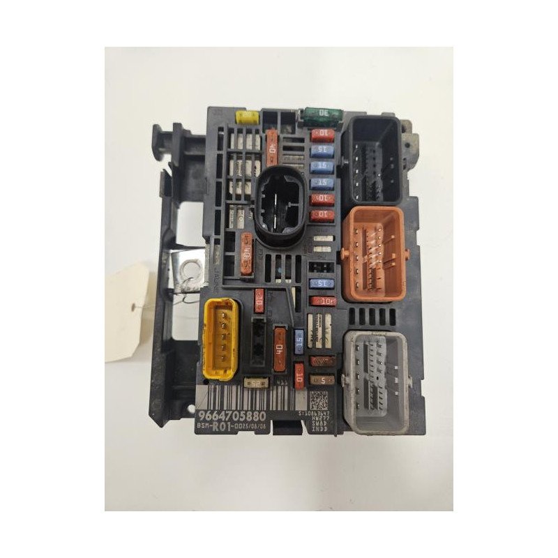 Boitier Servitude Moteur (bsm) Citroen C4 Picasso 1 (1)