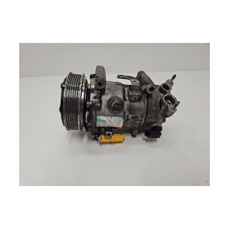 Compresseur Clim Peugeot Partner 2 Phase 1 (1)