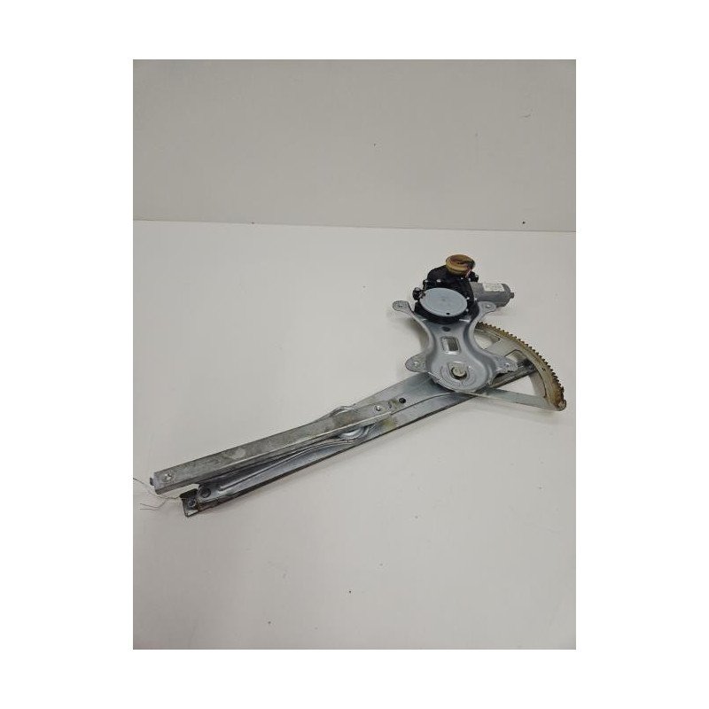 Leve Vitre Electrique Avant Droit Toyota Corolla Verso 2 Phase 1 (1)
