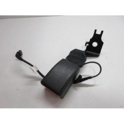Attache Ceinture Arriere Gauche Peugeot 208 2 (1)
