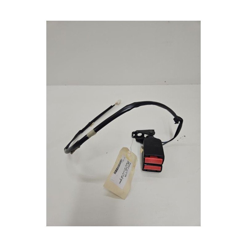Attache Ceinture Arriere Droit Peugeot 308 1 Phase 1 (1)