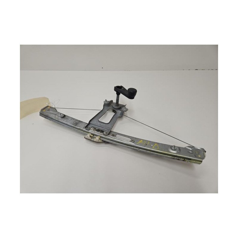 Leve Vitre Mecanique Arriere Droit Bmw Serie 3 E46 Touring Phase 1 Break (1)