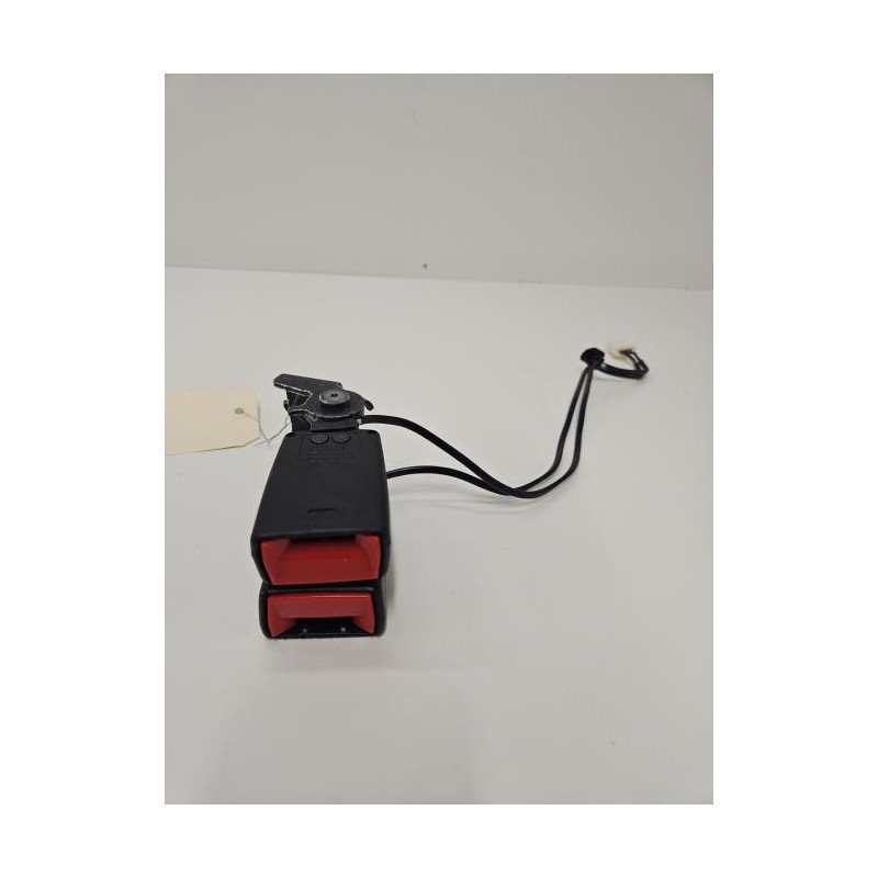 Attache Ceinture Arriere Droit Peugeot 308 2 Phase 1 (1)
