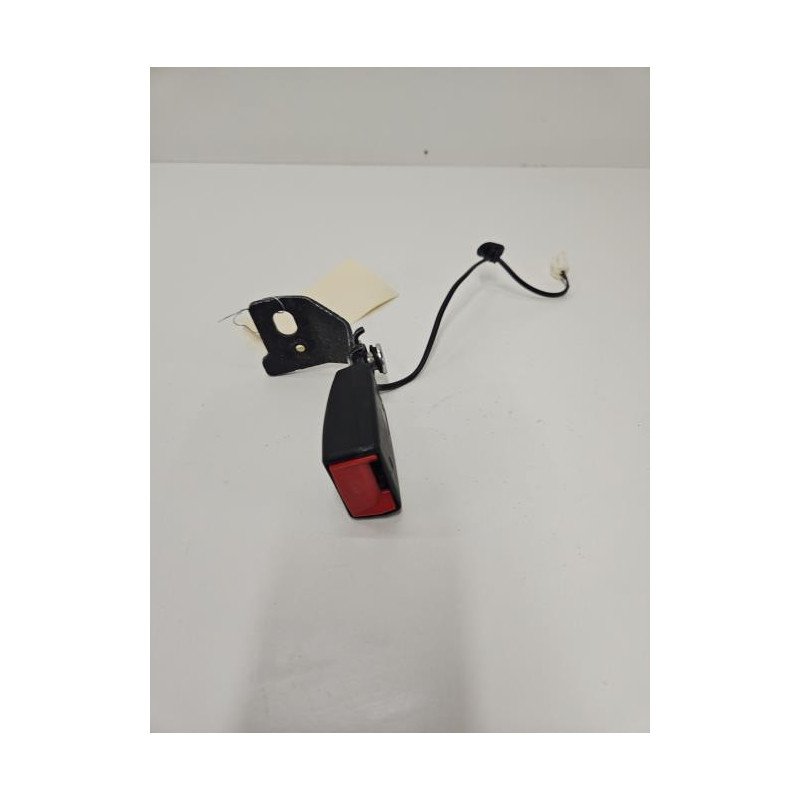 Attache Ceinture Arriere Gauche Peugeot 308 2 Phase 1 (1)