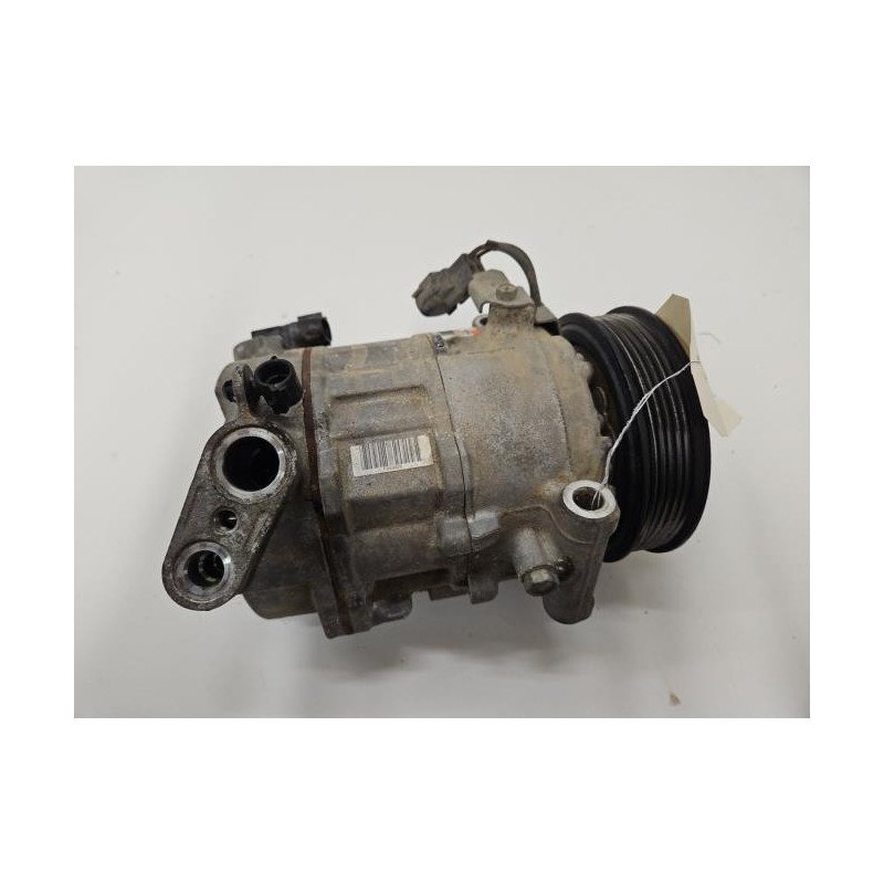 Compresseur Clim Jeep Cherokee 4 (1)