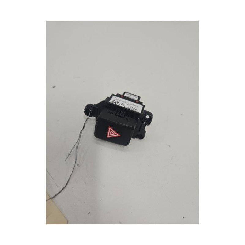 Bouton De Warning Kia Cee-d 2 Phase 2 (1)