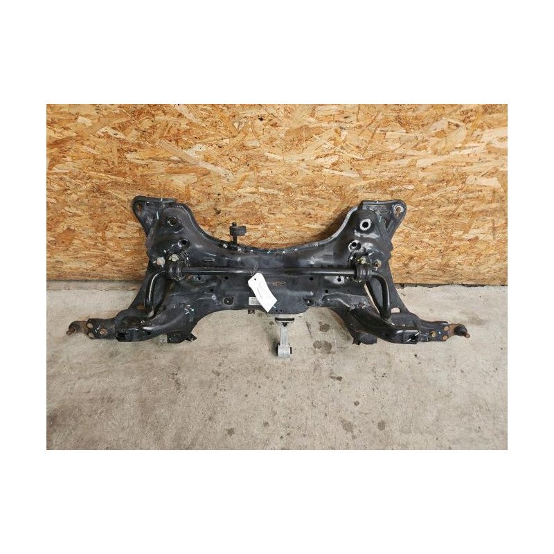 Berceau Avant Kia Cee-d 2 Phase 2 (1)