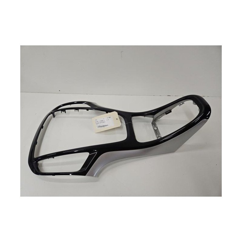 Facade Autoradio Opel Astra J Phase 2 (1)