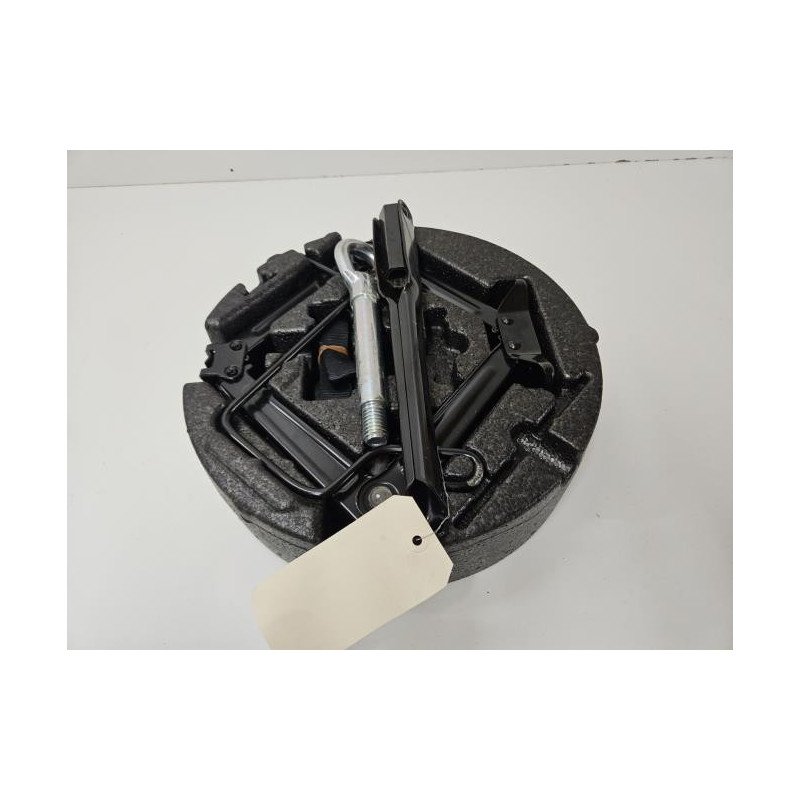 Cric (ensemble Depannage) Opel Astra J Phase 2 (1)