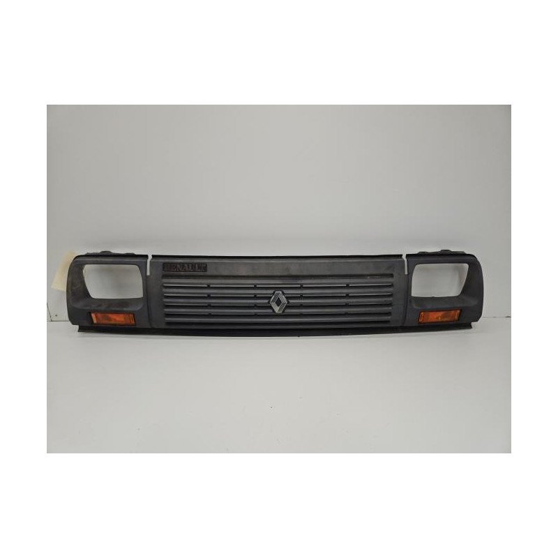 Calandre Renault Express Phase 1 (1)