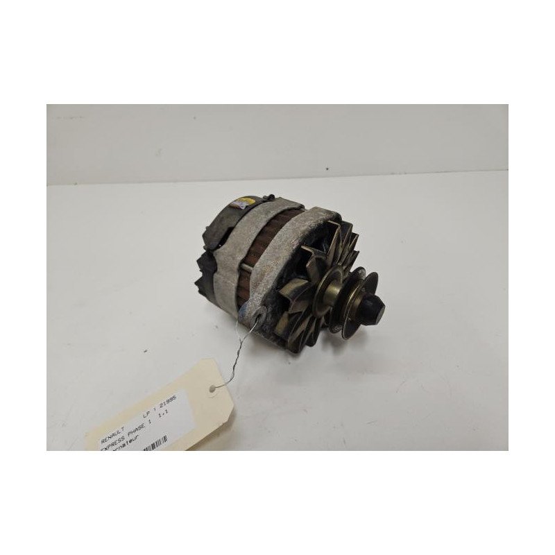 Alternateur Renault Express Phase 1 (1)