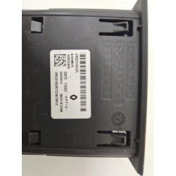 Prise Port Usb Renault Twingo 3 Phase 2 (3)