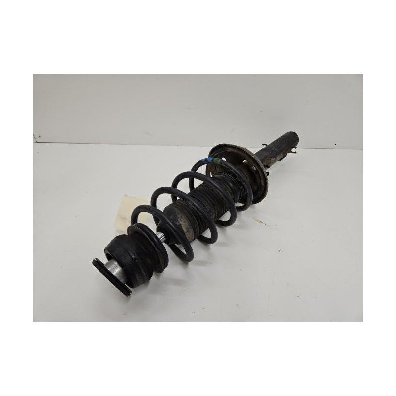 Amortisseur Avant Droit Volkswagen Golf 4 (1)