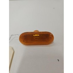 Repetiteur Clignotant Avant Droit  (feux) Ford Fiesta 5 Phase 1 (1)