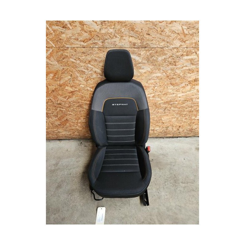 Siege Avant Droit Dacia Sandero 3 (1)