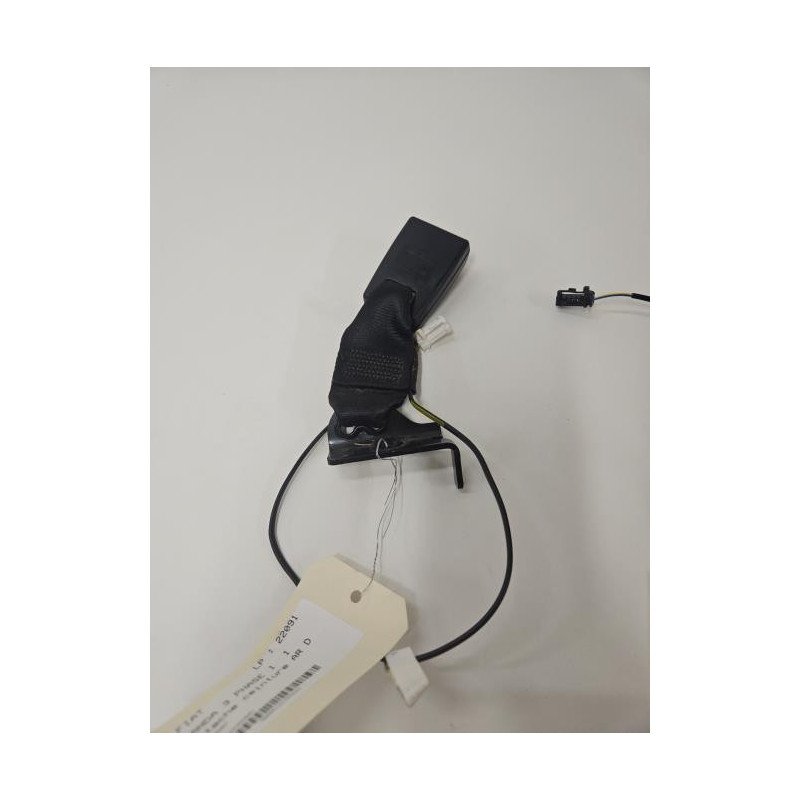 Attache Ceinture Arriere Droit Fiat Panda 3 Phase 1 (1)