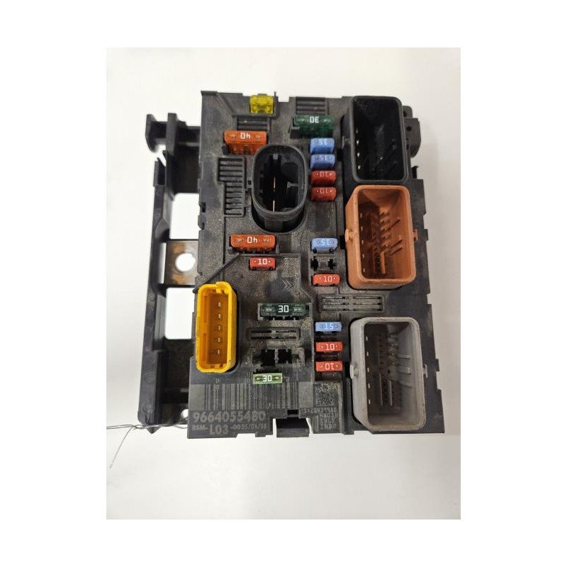 Boitier Servitude Moteur (bsm) Citroen C3 1 Phase 2 (1)
