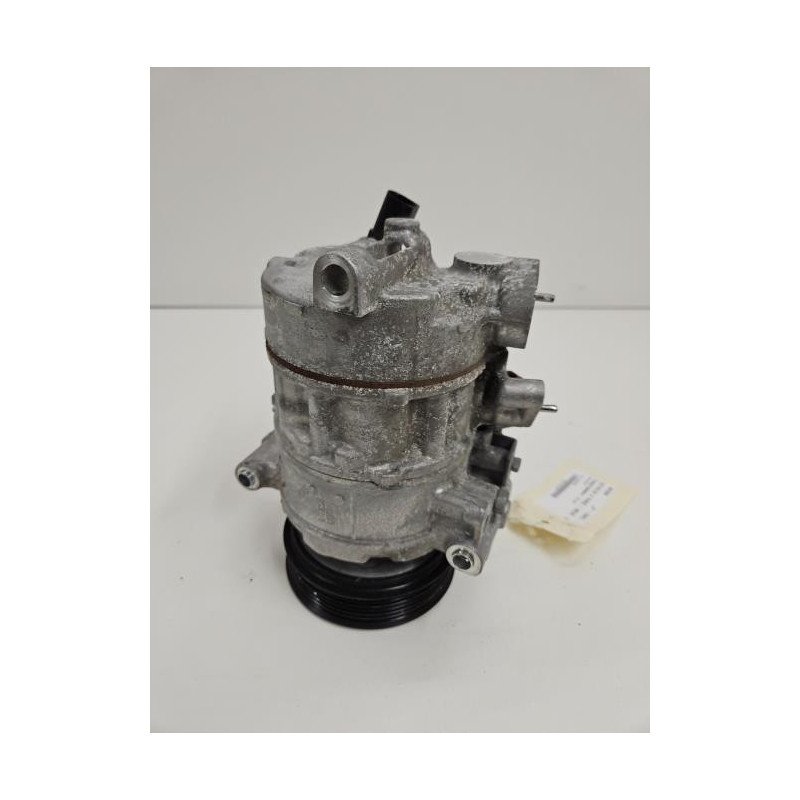 Compresseur Clim Skoda Octavia 4 Phase 1 Break (1)