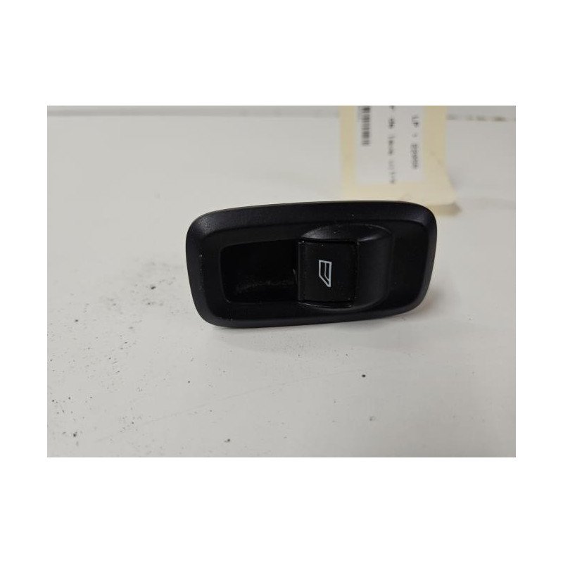 Interrupteur De Leve Vitre Avant Droit Ford Ka+ (1)