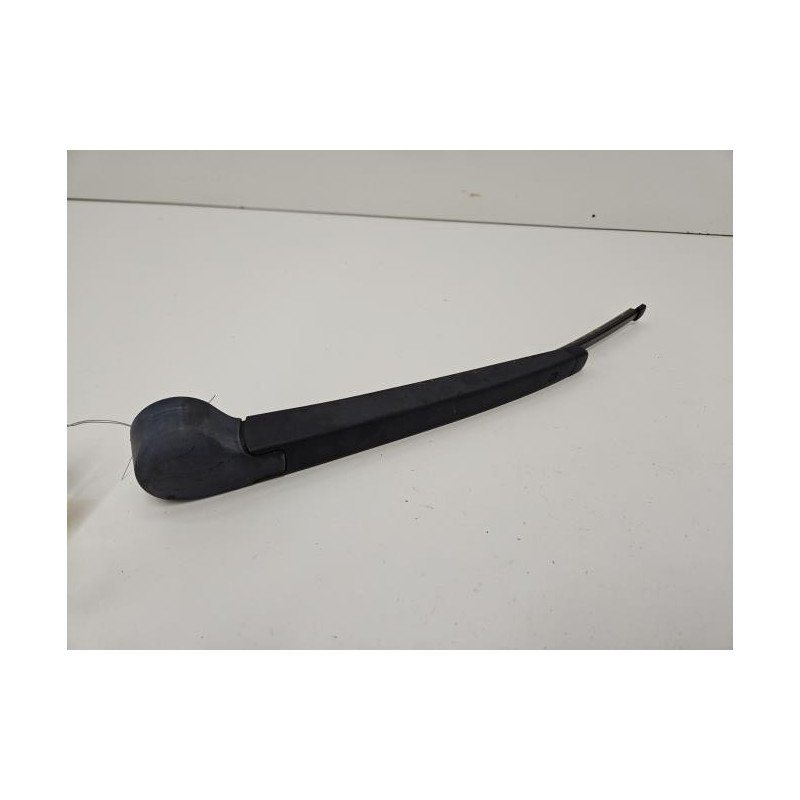Bras Essuie Glace Arriere Volkswagen Golf 6 (1)