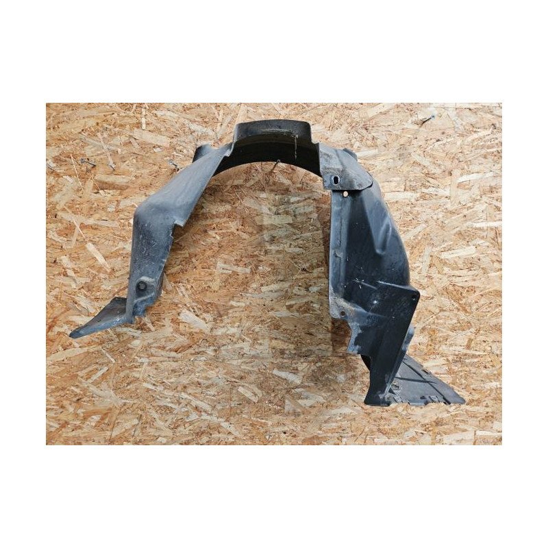 Pare Boue Avant Gauche Bmw Serie 1 E81 (1)