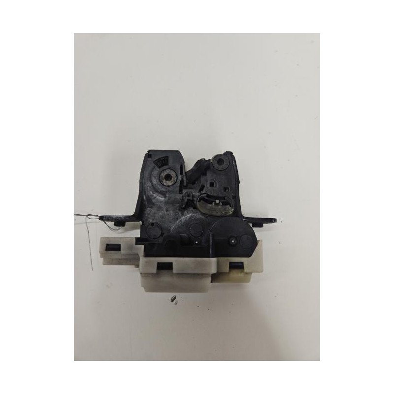 Serrure De Coffre Renault Clio 3 Phase 1 Break (1)