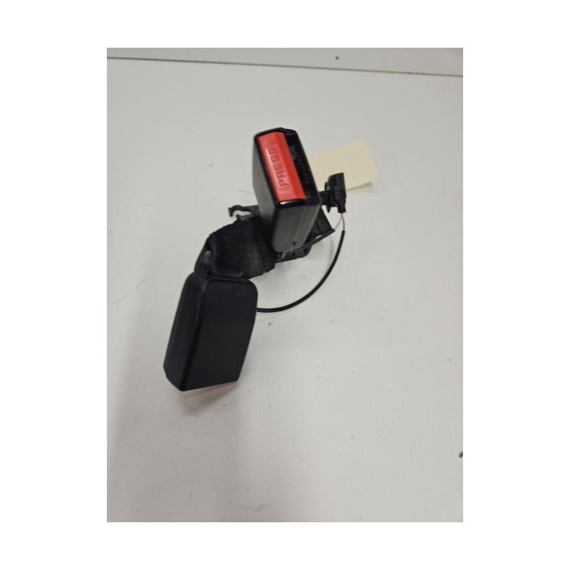 Attache Ceinture Arriere Gauche Renault Megane 3 Phase 3 (1)