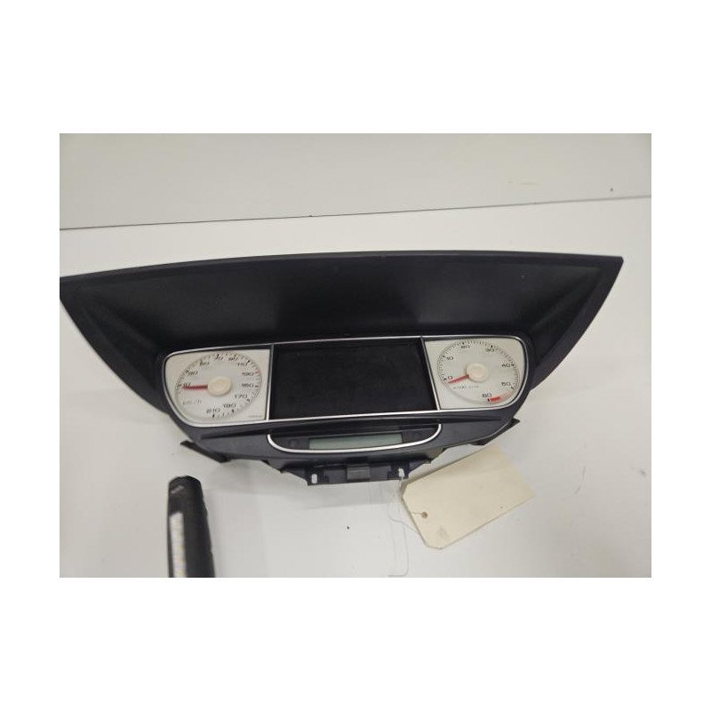 Compteur Peugeot 807 (1)