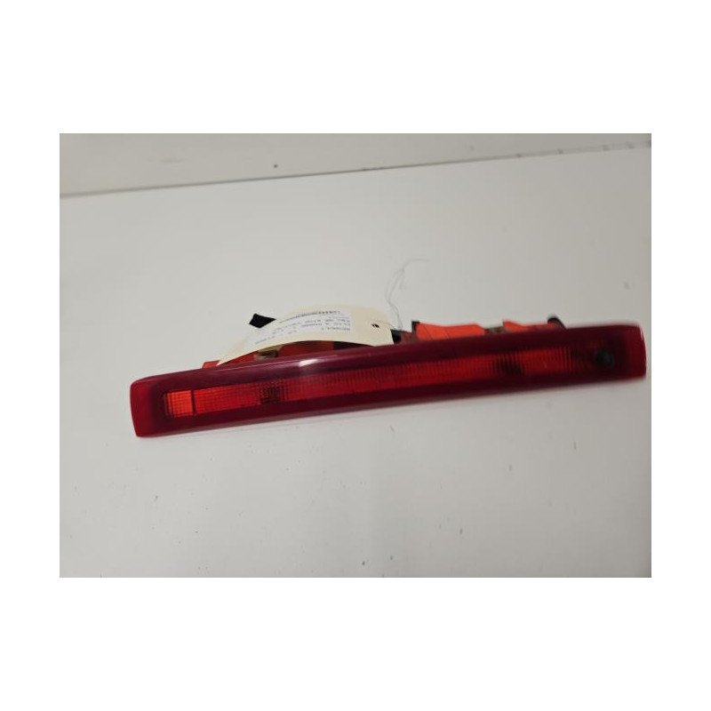 Feu Arriere Stop Central Renault Clio 3 Phase 1 (1)