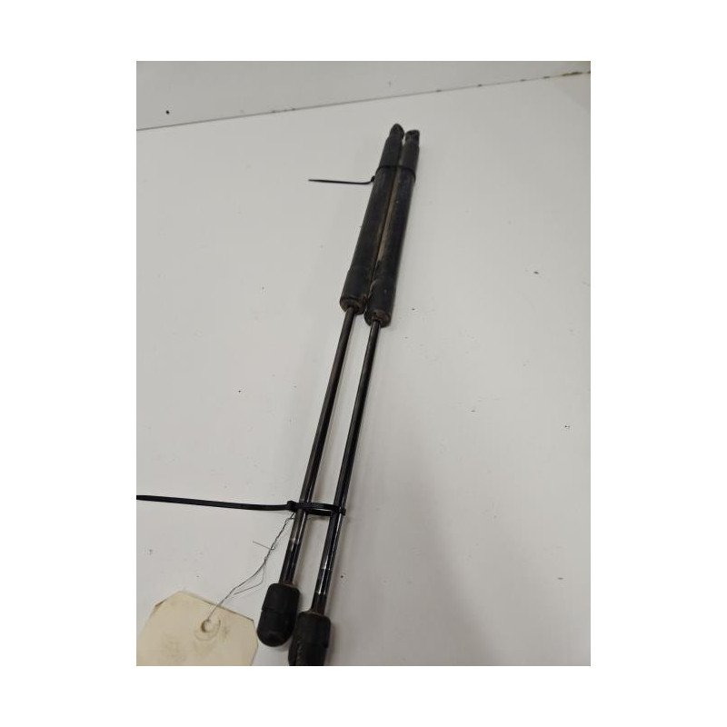 Verin De Coffre Mercedes Classe B 245 Phase 1 (1)