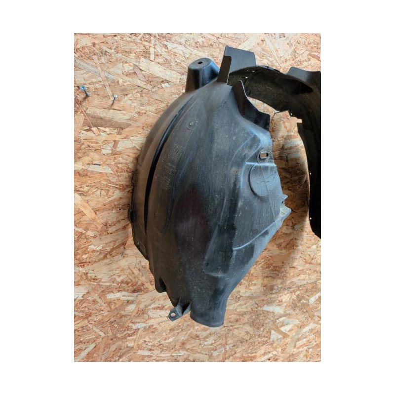 Pare Boue Avant Gauche Opel Corsa E (1)