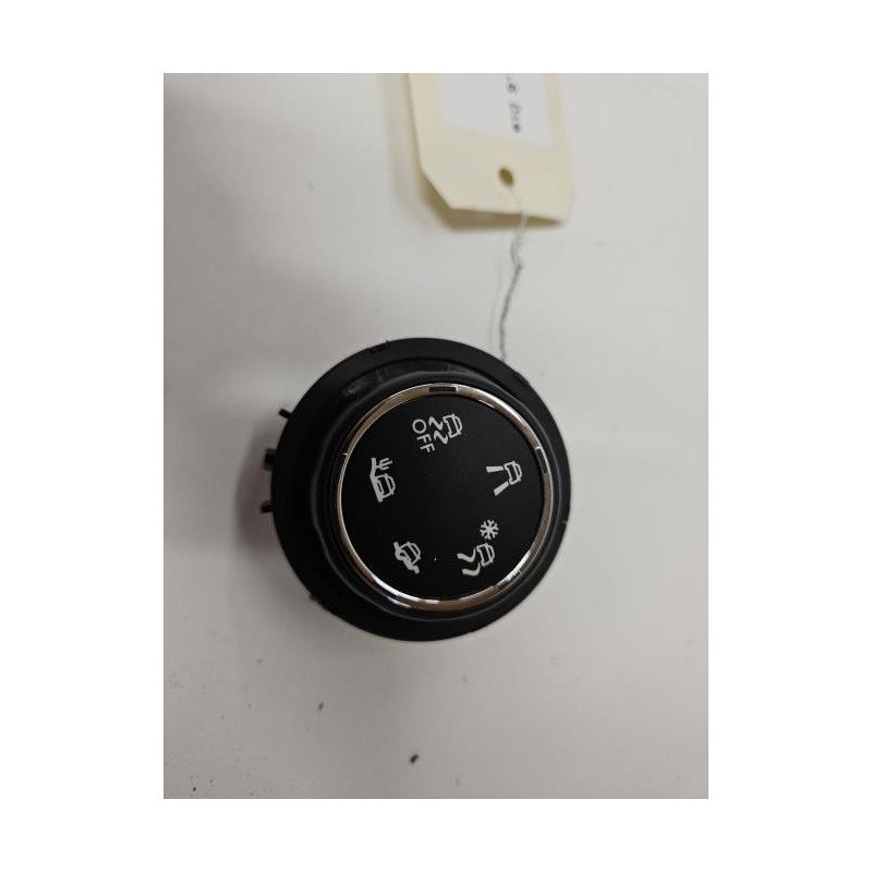 Bouton/interrupteur Peugeot Traveller Phase 1 (1)