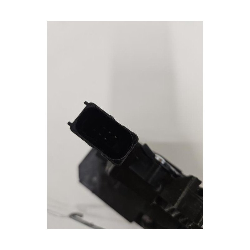 Serrure Arriere Droit Opel Corsa E (1)