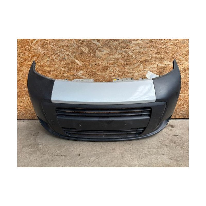 Pare Choc Avant Peugeot Bipper (1)