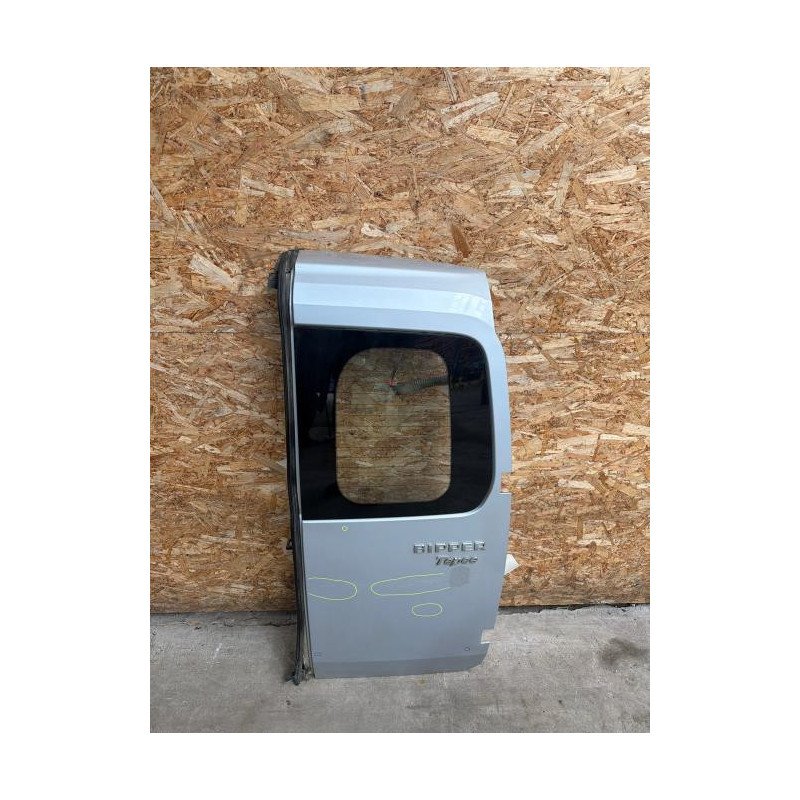 Porte De Coffre Droit Peugeot Bipper (1)