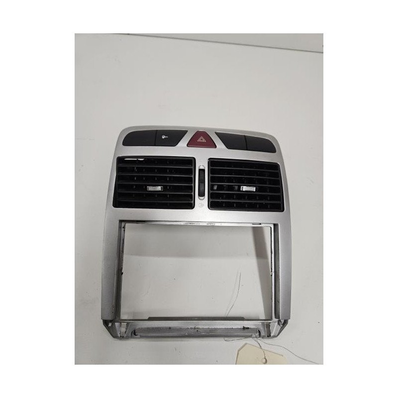 Facade Autoradio Peugeot 307 Phase 2 (1)